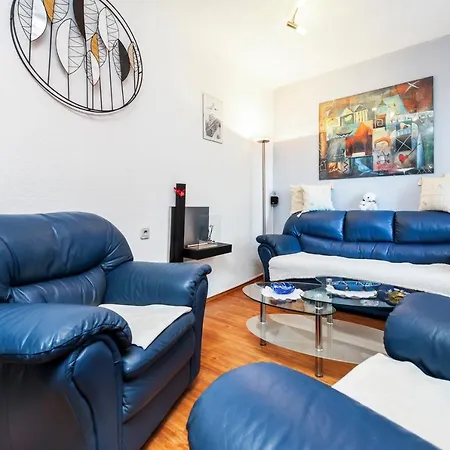 Apartment L&m *